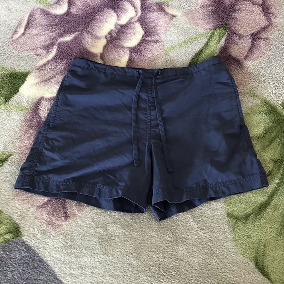 L.L. Bean Women’s Hiking Shorts - Picture 3 of 10